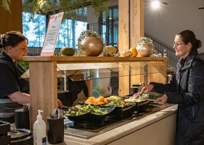 salaattipöytä järvenpää